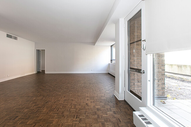 Photo - Parkview Apartments