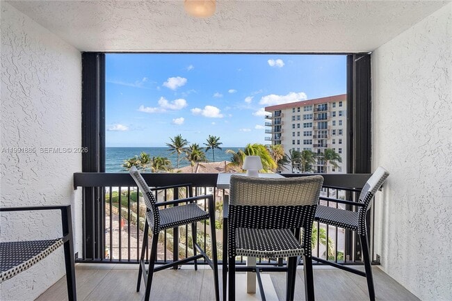 Photo - 1155 Hillsboro Mile Unit 510