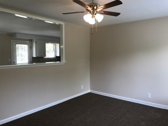 Photo - 808 Bedford Dr