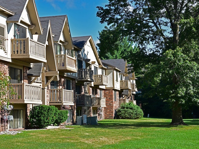 Woodland Place Apartments Midland, MI