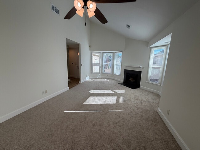 Photo - 105 Wynfield Ct