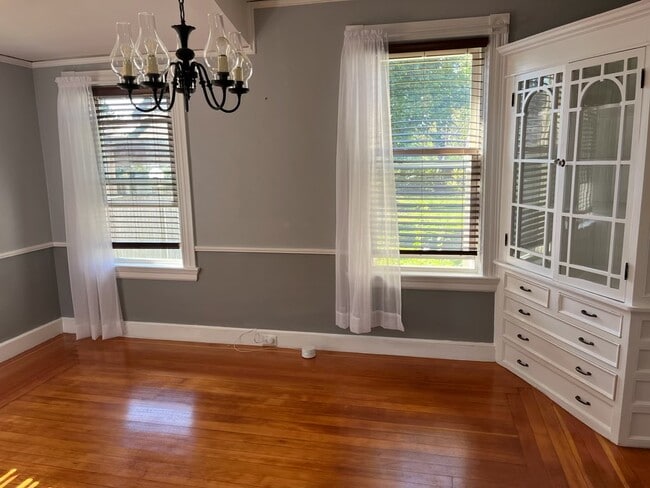 Photo - 1333 Narragansett Blvd