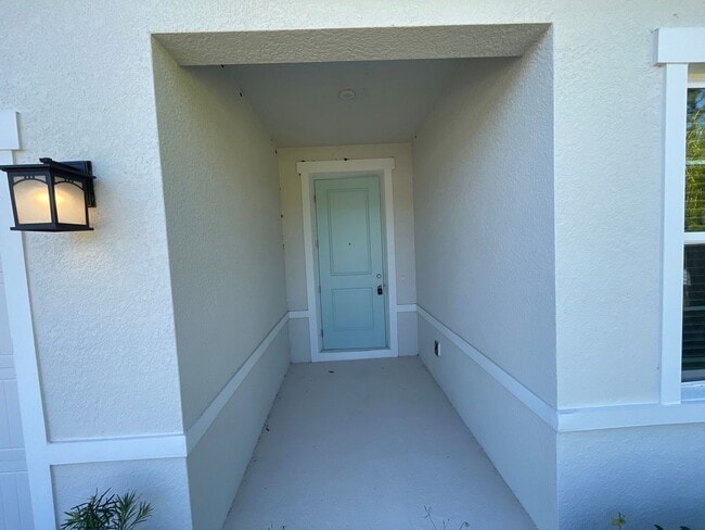 Photo - Beautiful 4 Bedroom 2 Bathroom home in Eagle Crest community