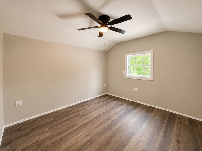 Photo - 1 Bed/ 1 Bath Tiny Home in Newark!