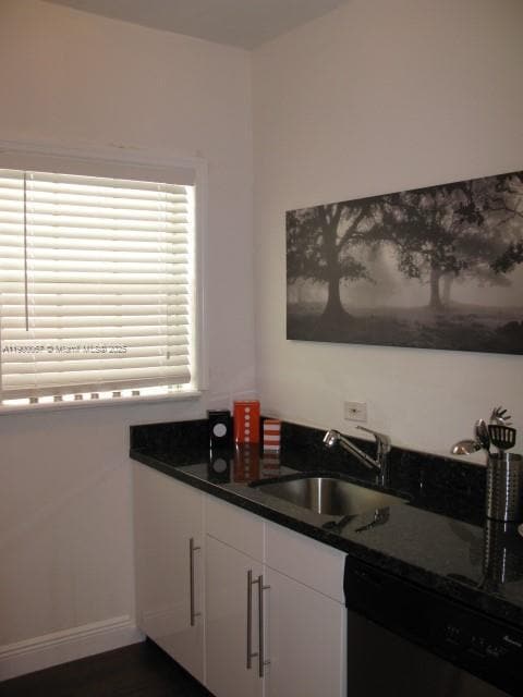 Photo - 1250 Drexel Ave Unidad 11