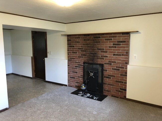 Photo - 1412 Osborne Rd NE