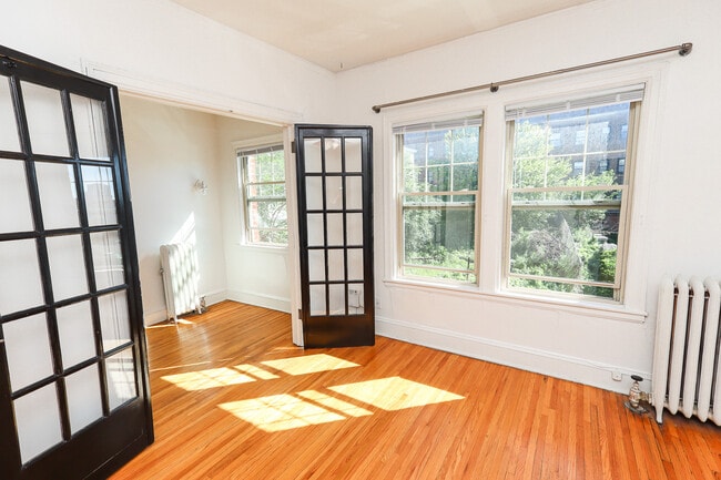 Photo - Summit Hill Apartments