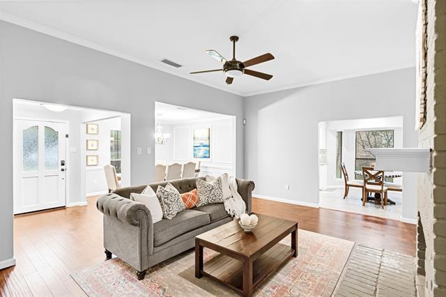 Photo - 2600 Summertree Dr