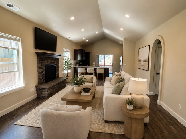 Photo - 3 Bed / 2 Bath near Pine Nursery Park — Grass Park Next Door, Private Community Pool