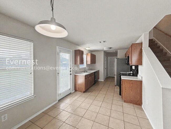 Photo - 603 Holbrooke St