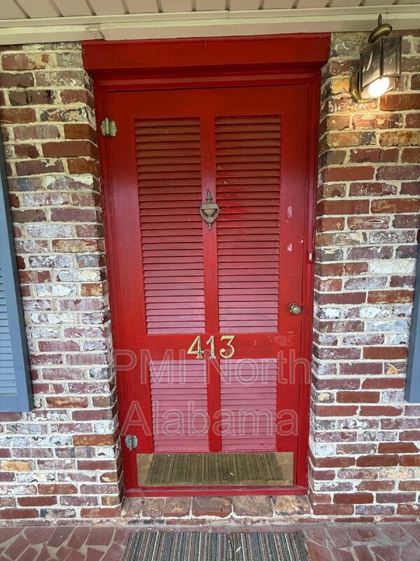 Photo - 413 Harolds Dr NW