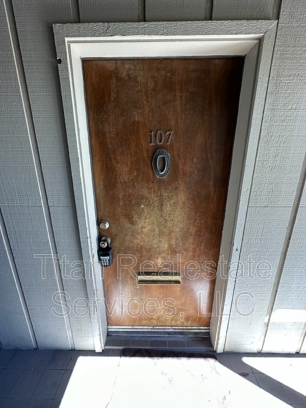 Photo - 1301 St John St Unit 107