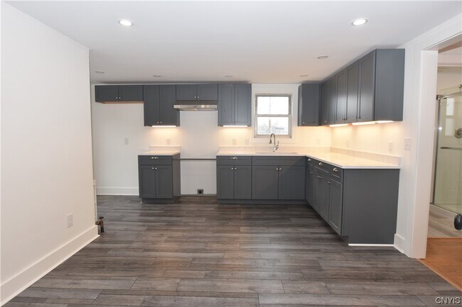 Photo - 44 Westmoreland St Unidad Second floor 2 bedroom un