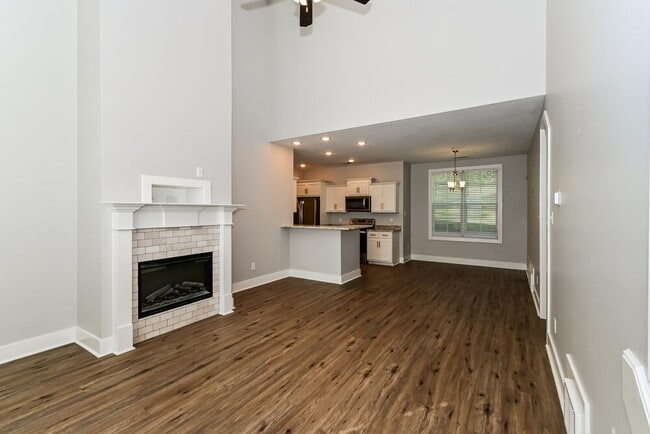 Photo - 2701 Maple Hill Dr