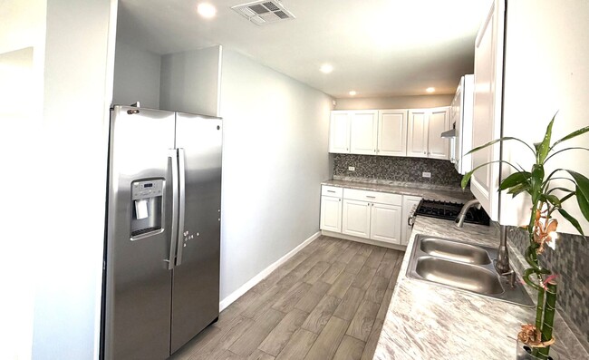 Photo - Charming 4 bedroom, 2 bath home in East El Paso!