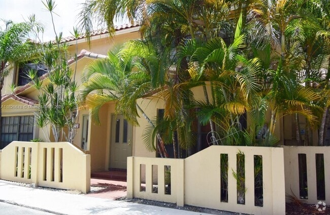 Building Photo - 9481 NW 39th Pl Rental