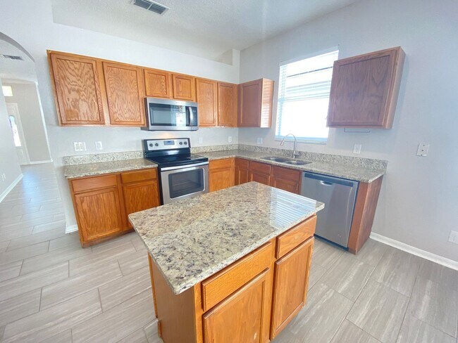 Photo - 1737 Lalique Ln