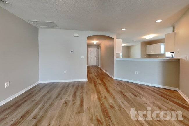 Photo - 1119 Shared Passion St