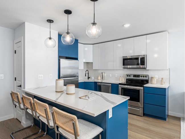Building Photo - 55 Tunxis Ave Unit 106 Rental