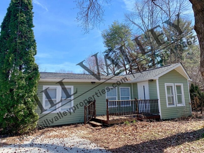 Four Bedroom, Two Bathroom Home - Four Bedroom, Two Bathroom Home