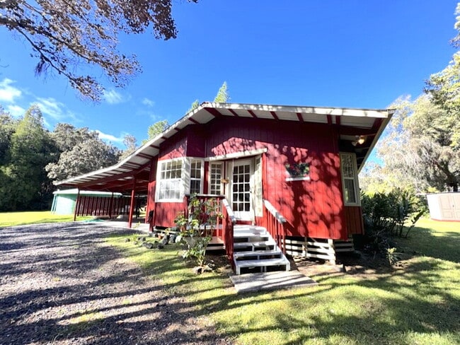 Building Photo - Charming 2bd/2.5ba For Rent in Volcano Gol... Rental