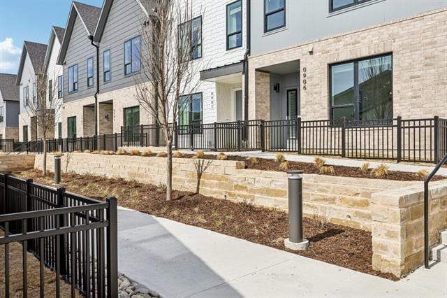 Building Photo - 1951 Painted Trl