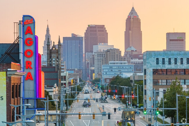 Alternate View - Life At Agora