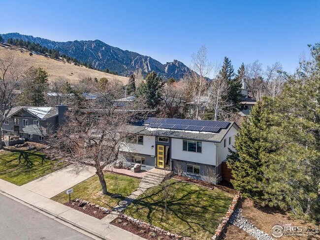 Photo - 5 Bed 3 Bath Home in South Boulder W/Solar.