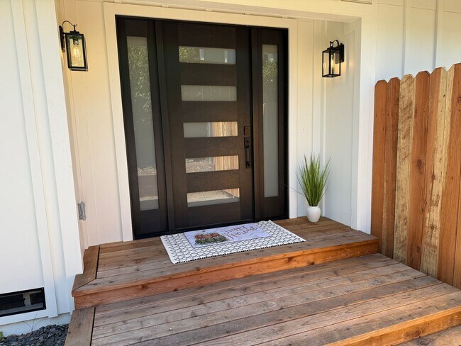 Photo - Beautifully Renovated, Pet Friendly Novato...