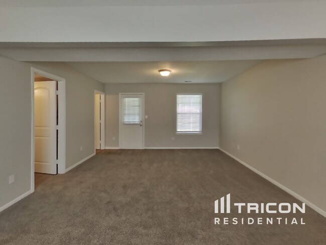 Photo - 321 E Brixton Woods Dr House