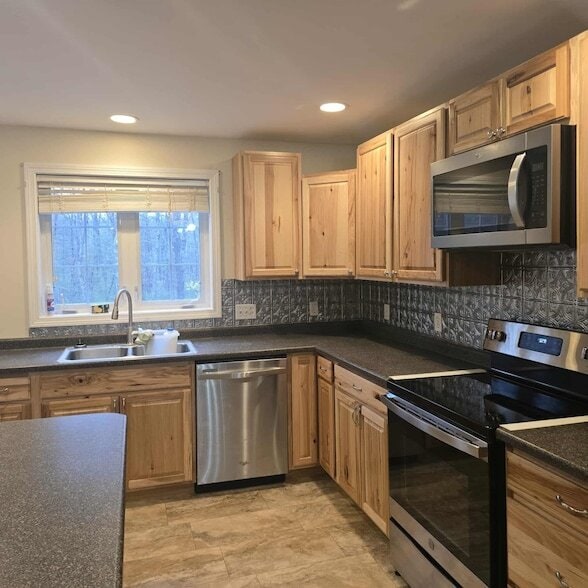 Photo - 315 Old Concord Turnpike