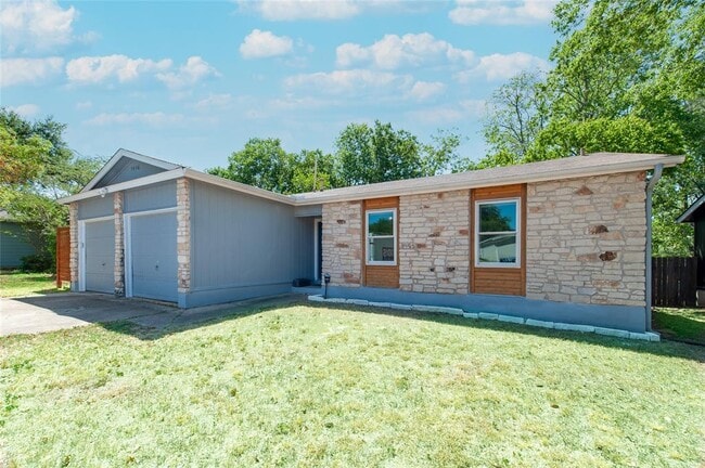 Photo - 7808 Clydesdale Dr House