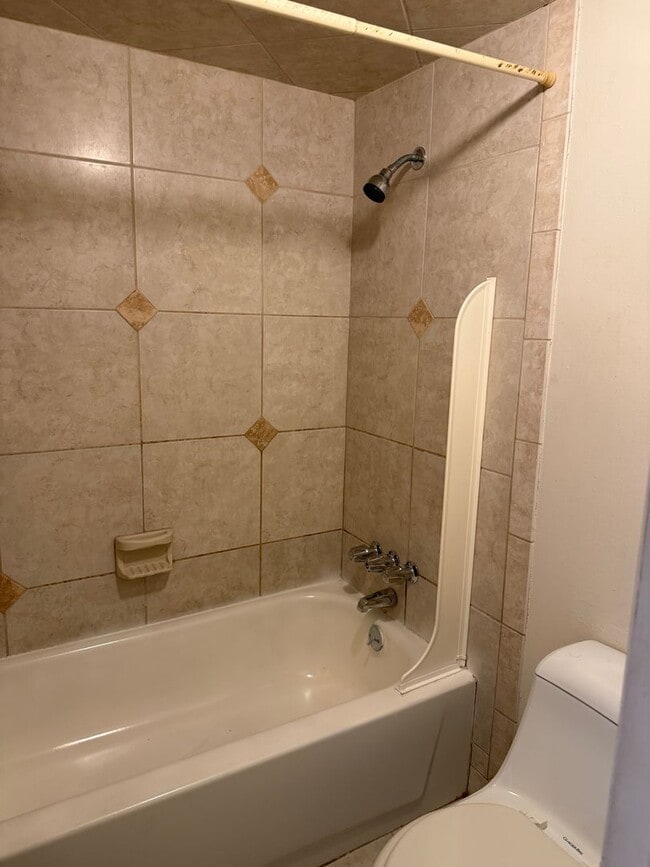 Photo - LEASE NOW AND ENJOY 50% OFF 2ND MONTH! Spa...