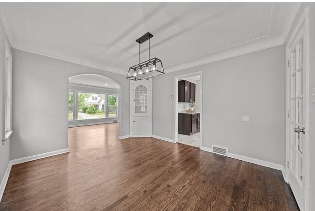 Photo - 3601 Tullamore Rd
