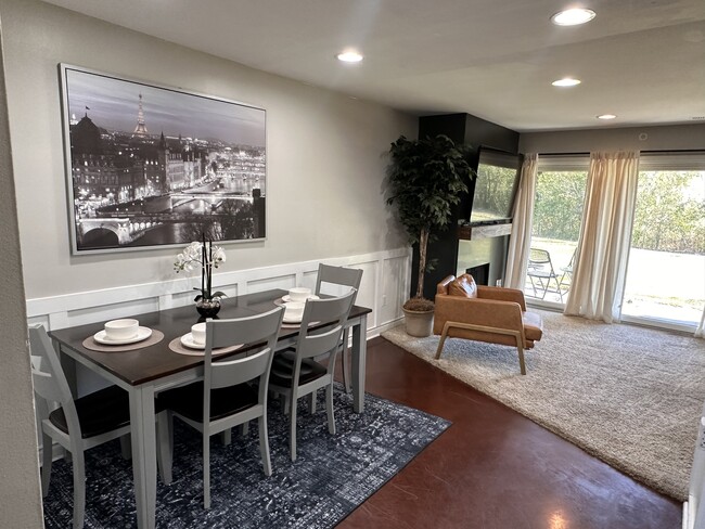 Photo - 2777 Davison Ave Unit B