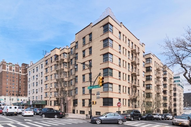 Photo - 860 Grand Concourse