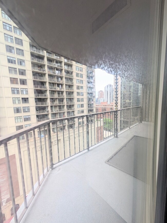 Photo - 10 E Ontario St Unit 1105