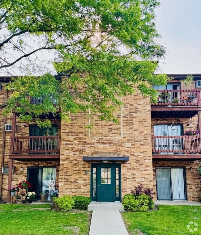 Building Photo - 1356 Geneva Dr Unit 2A Rental