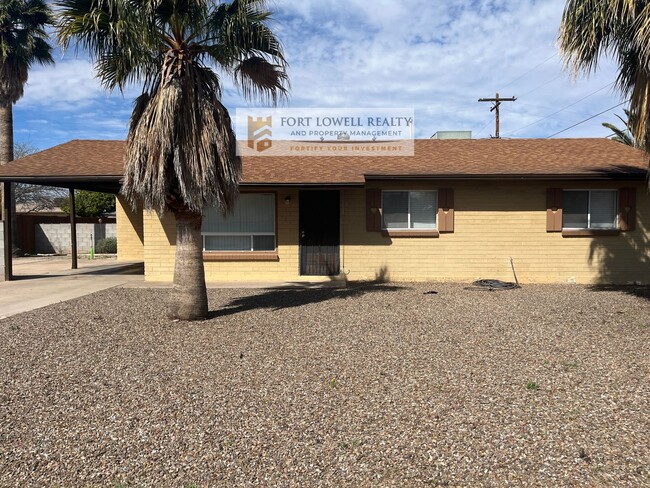 Building Photo - Coming Soon! 3 bedroom/2 bath large yard Rental