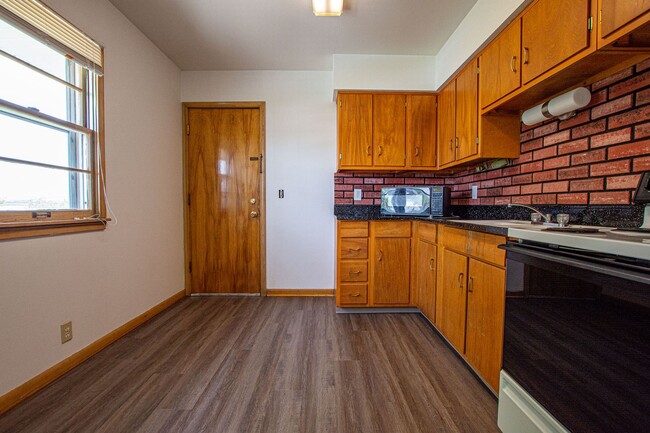 3328 S 82nd Ave Unidad 4