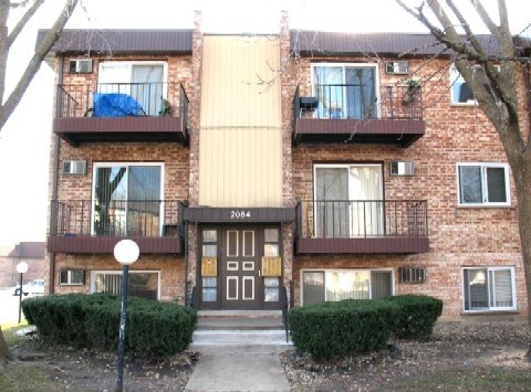 Primary Photo - Algonquin Trails Apartments