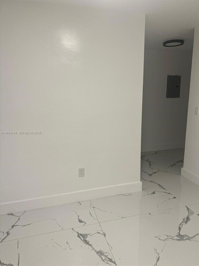 Photo - 20011 SW 111th Ave