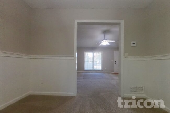 Photo - 5394 Telford Ct