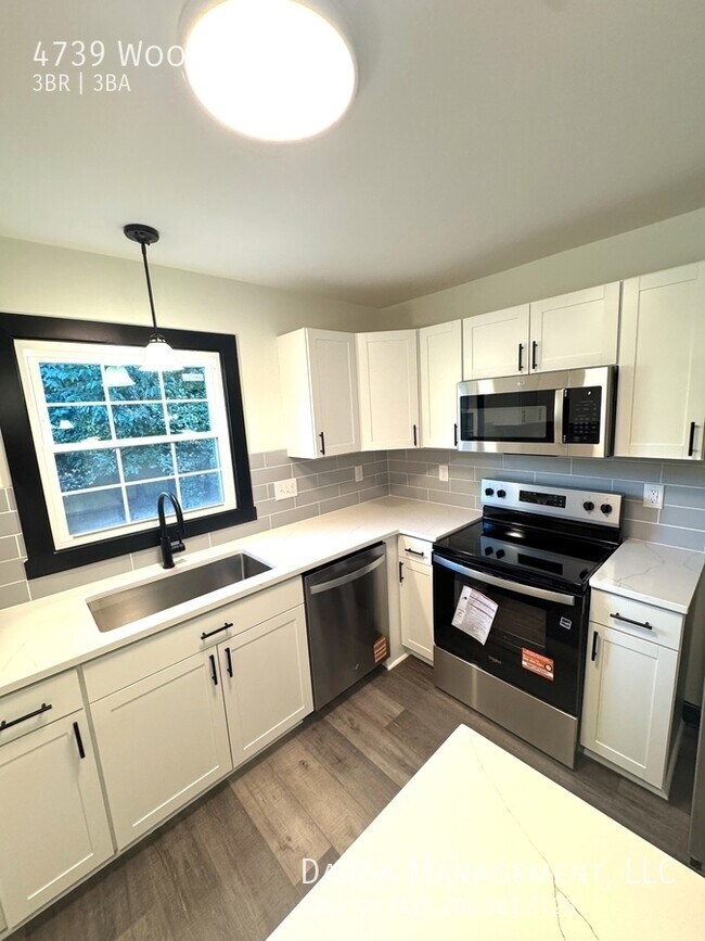 Photo - 4739 Woodway Pl