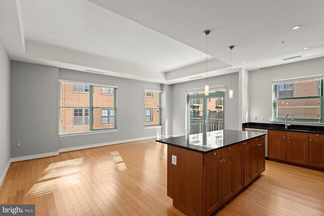 Photo - 2425 L St NW Unit 709