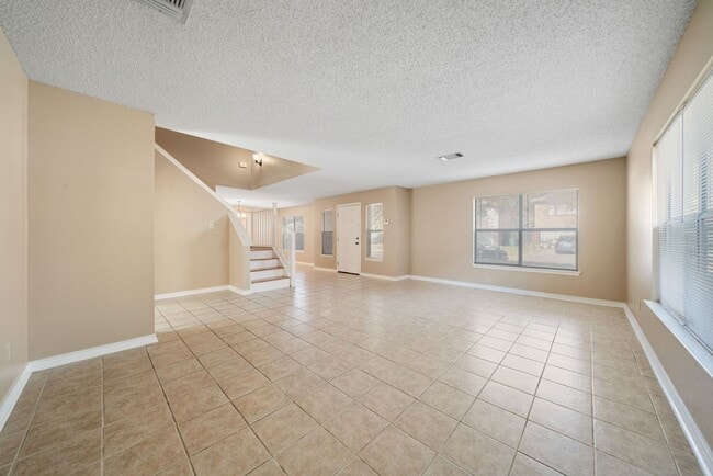 Photo - 4 Bedroom/2.5 Bath Redland Springs Subdivision