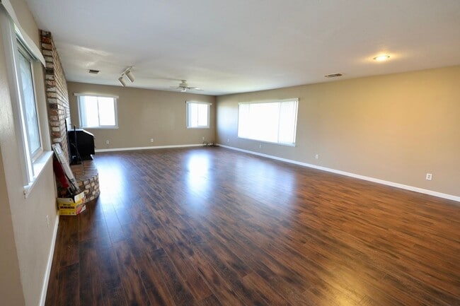 Photo - Authentic Country Living