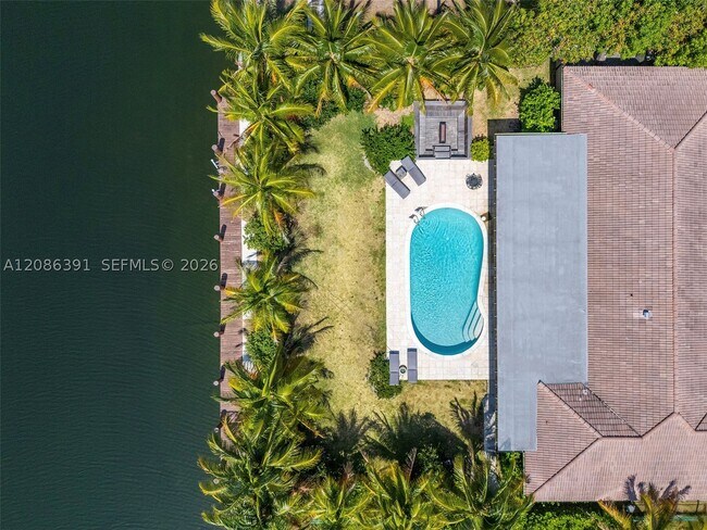419 Alamanda Dr