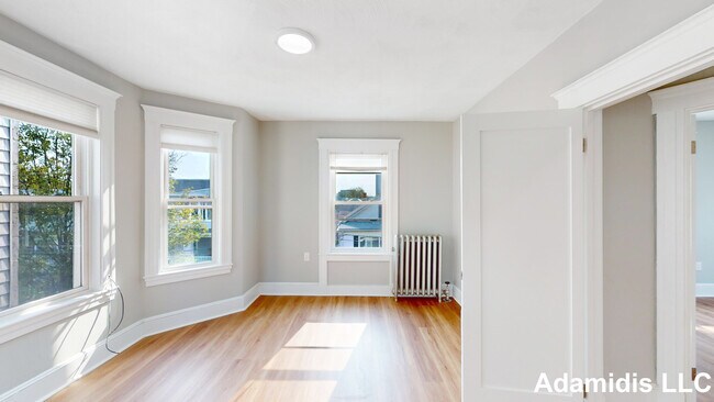 Photo - 21 Magnus Ave Unit 1