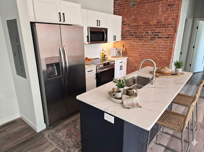 Photo - 36 Pleasant St Unidad 2B